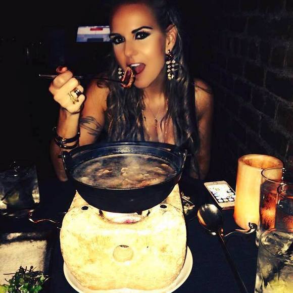 Meet your Posher, Maria - Picture 1 of 1